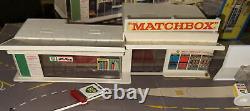 Matchbox Lesney MG-1 BP Gas Service Station W Forecourt & Original Box