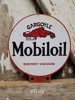 Vintage Mobil Lubester Sign Motor Oil Gas Station Service Pump Topper Mobiloil