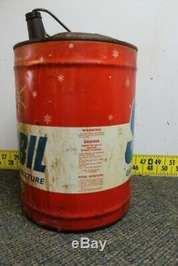 Vintage Snobil LeMans Gas Oil Mixture 6 Gallon Can Man Cave / Service Station