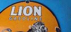 Plaque de Pompe de Station-Service Vintage en Porcelaine Lion Gasoline 12 Gaz et Huile pour Auto