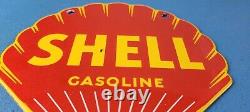 Plaque en porcelaine rouge découpée en forme de panneau de pompe à essence Vintage Shell Gasoline