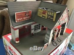 Rare1940. Gaz Mobil, Petrol Station Service Garage Diorama. 1/43 Échelle. Corgi Dinky