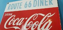 Signe Vintage De Station D’service De Porcelaine De Coca Cola 66