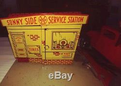 Station De Service Gas Litho Sunny Side Marx Tin & Coupe De Wyandotte Avec Lumières