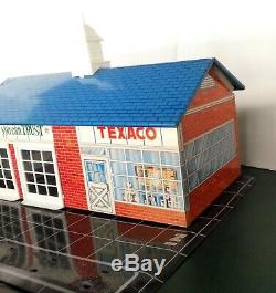 Texaco Tin Litho Service Station Wolverine Vintage 1960 Toy Red Brick Bleu