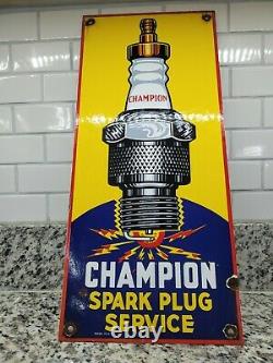 Vintage Champion Spark Plugs Porcelaine Sign Car Auto Gas Station Oil Service