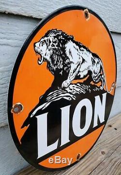 Vintage Lion Essence Porcelain Gas & Service Station Huile Moteur De La Pompe De Plaque Signe
